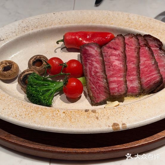 极光·光影美学西餐厅·干式熟成牛排(石湾陶瓷城店)