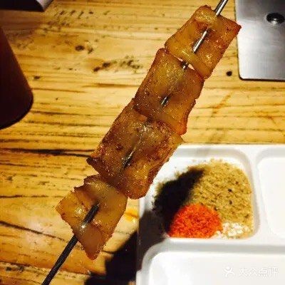 就是一家音乐烤串