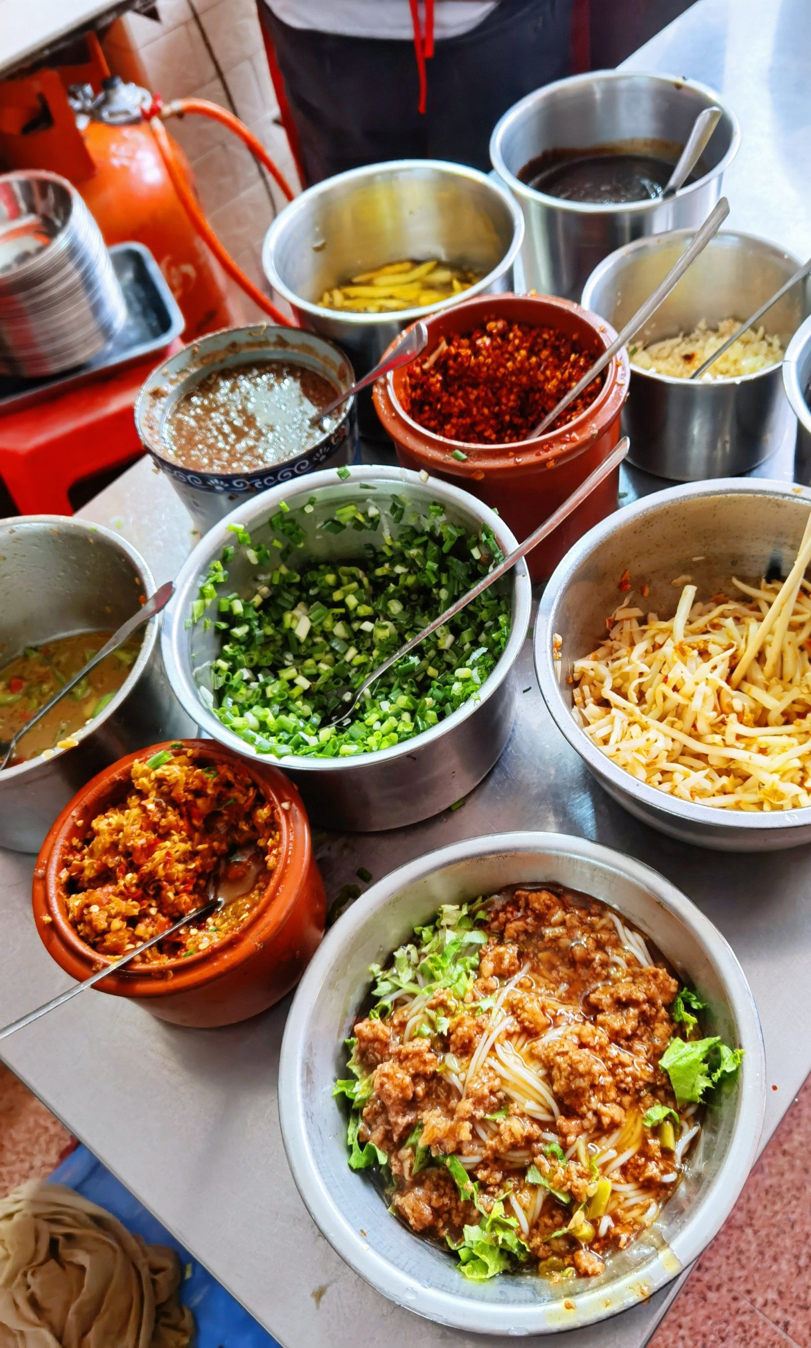 增虹生榨米粉店(淡村路店)