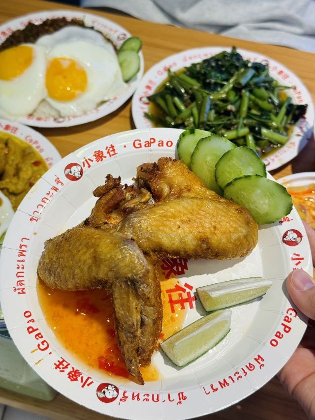小象往·嘎抛饭·小吃·泰国菜(莲坂外图店)