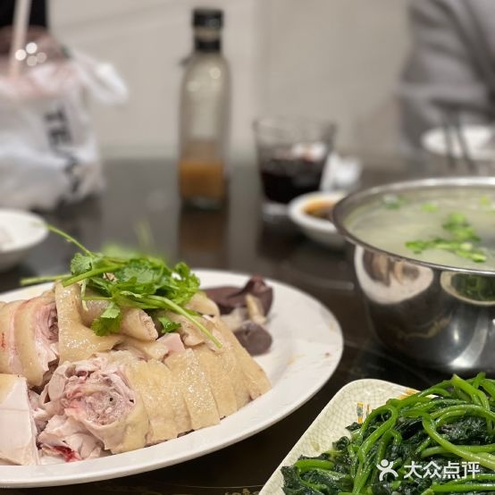 隆仔鸡饭店(龙华店)