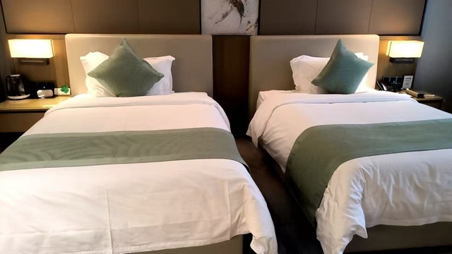 Ruichangrongyu International Hotel