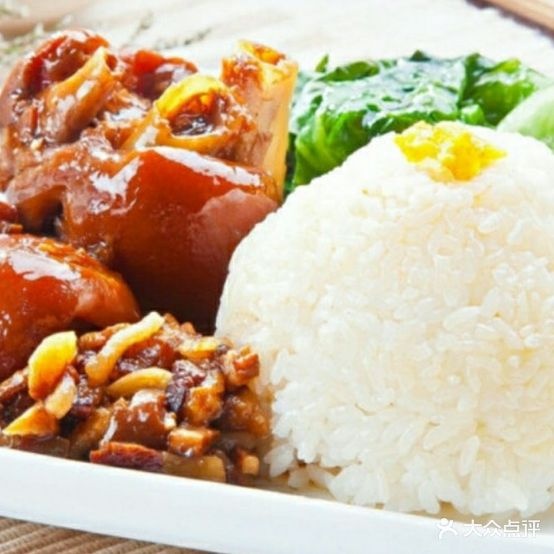 三亚平妈饮食店(跃进路店)