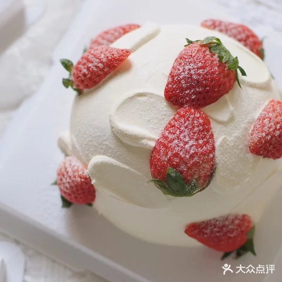 小桃花钰生日蛋糕·甜心对白(万达店)