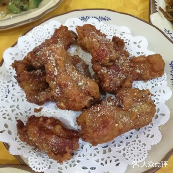 众旺健美食馆(鲍汁排骨·酸菜鱼·五邑大学店)