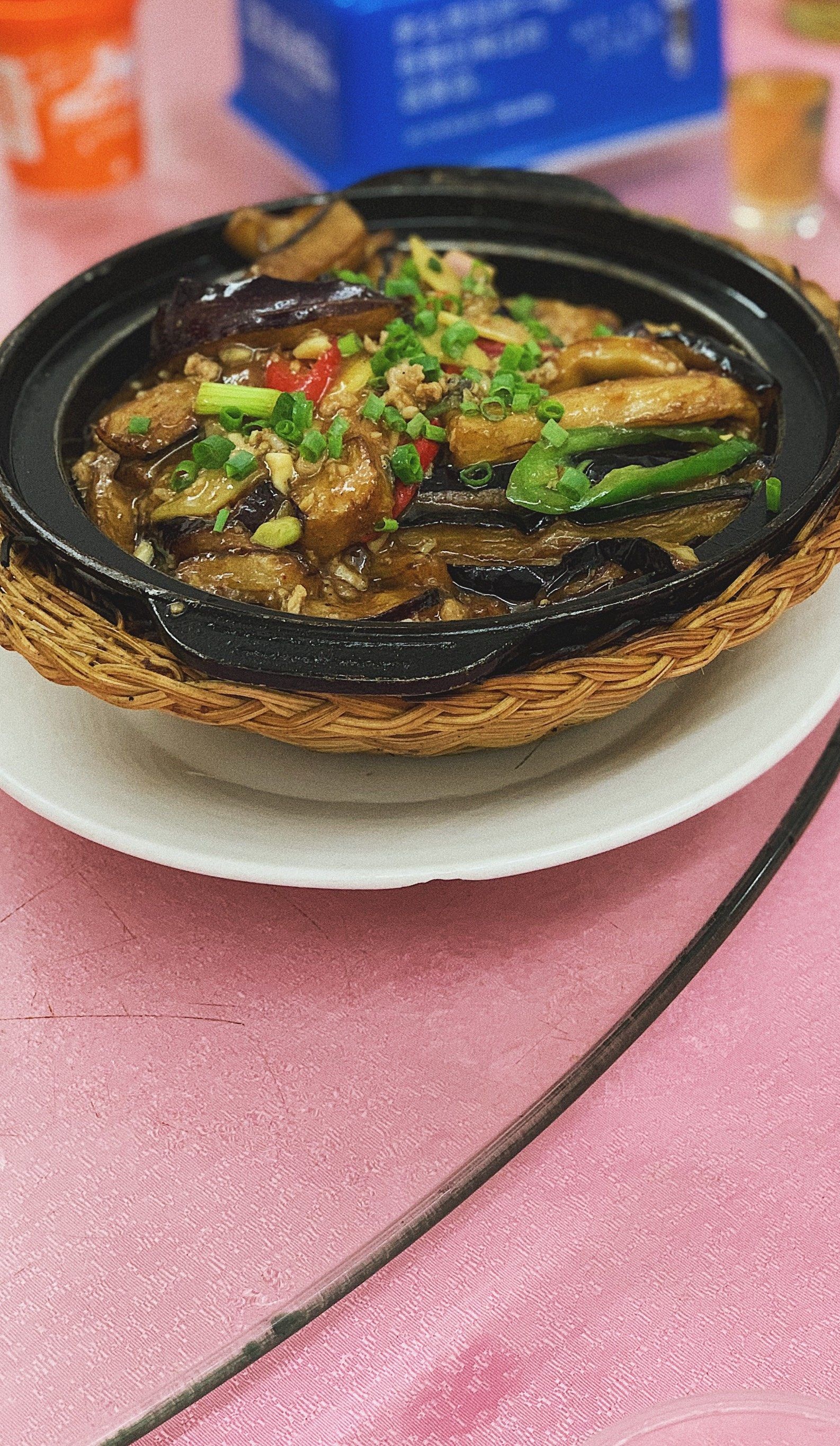 坤兴餐馆环境