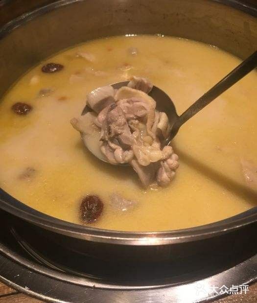 椰味椰子鸡餐饮店(六峰·万象城店)