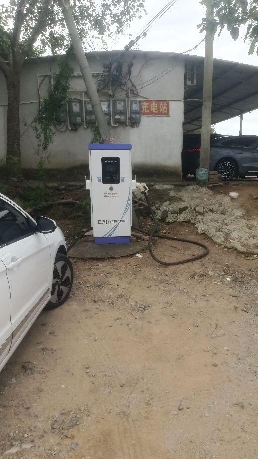 电动汽车充电站(广西北海谢庆誉)