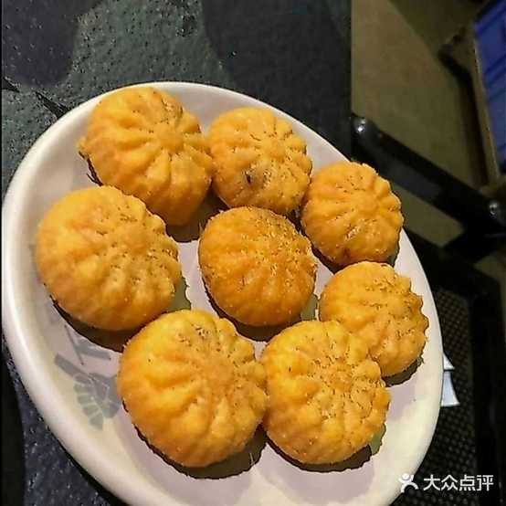 吉吉火锅(东方红社区店)