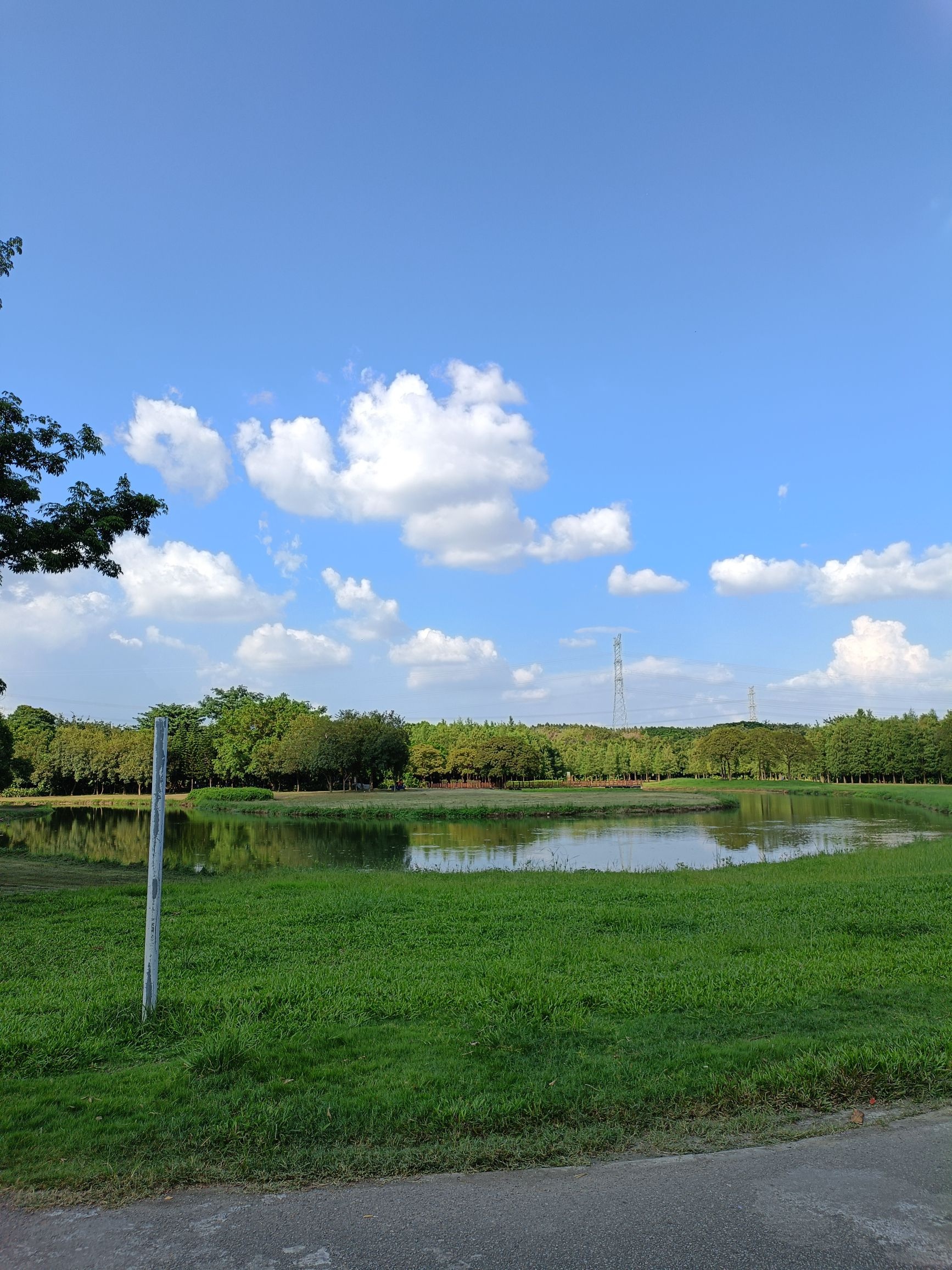 燕岭湿地公园