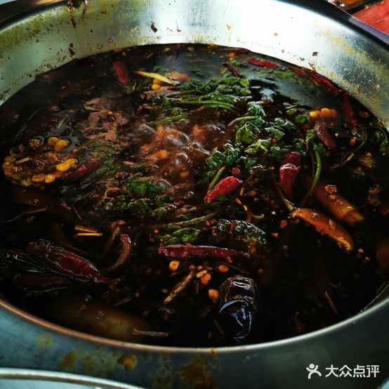 苗苗鱼平价鱼蛙火锅(世纪大道店)