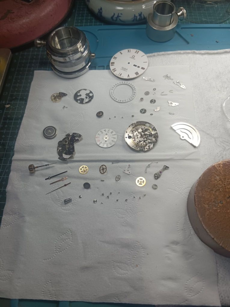 猴哥钟表(和里店)