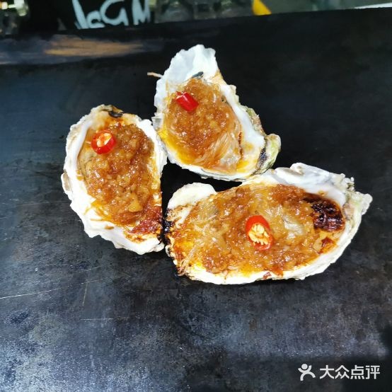 西域红场美食市集