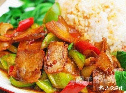 姐妹东北家场菜(城庆社区卫生服务站东北)