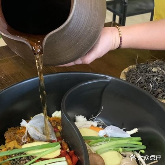 富尔茶火锅(迎春巷店)