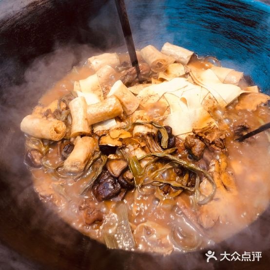 原始煮意·地锅沁鸡守艺者(绍兴银泰城店)