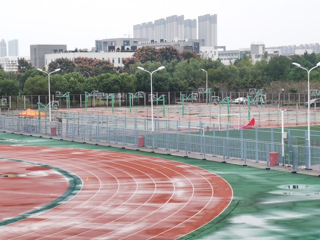 南通大学-篮球场