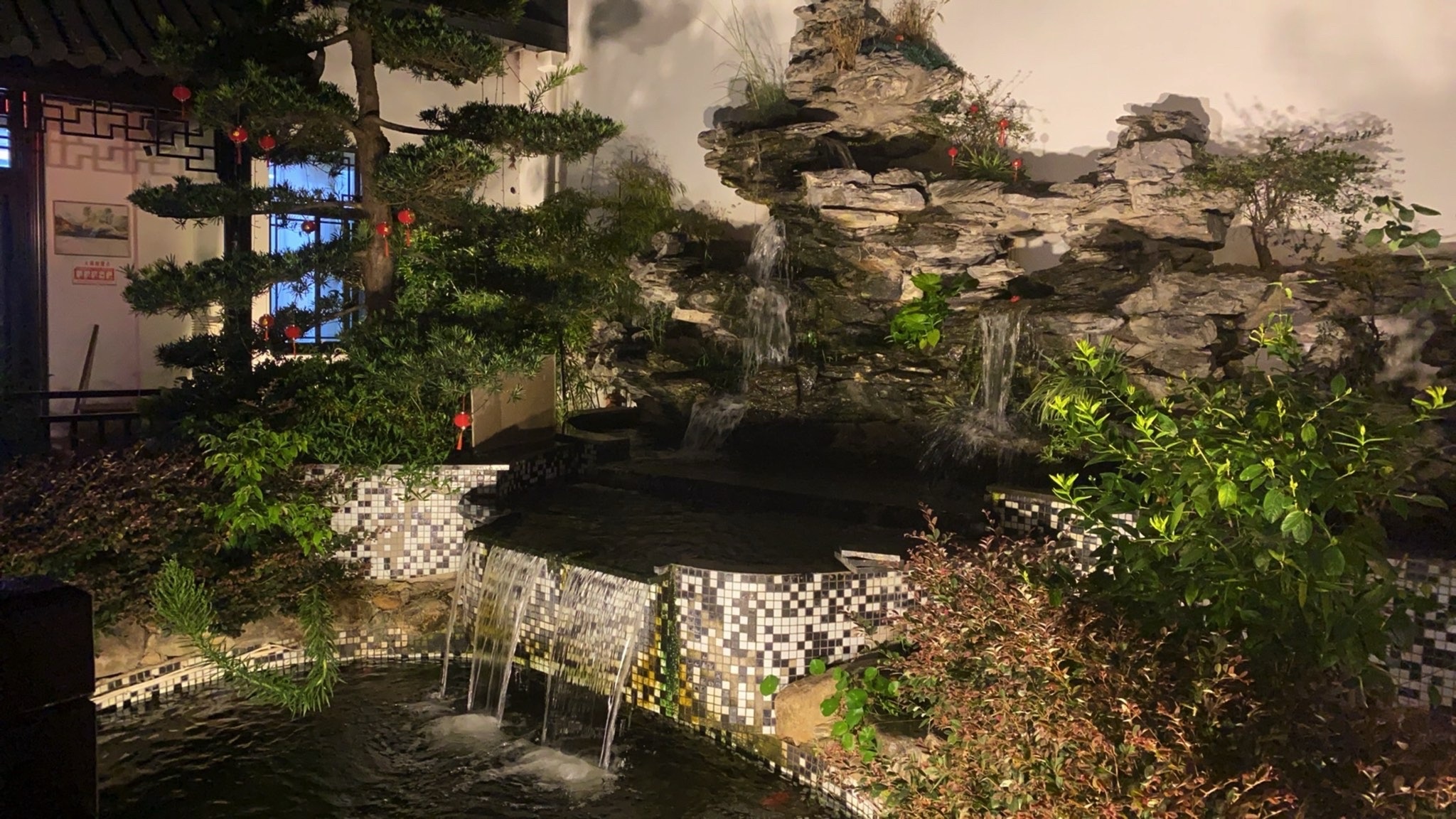 前瑭山庄