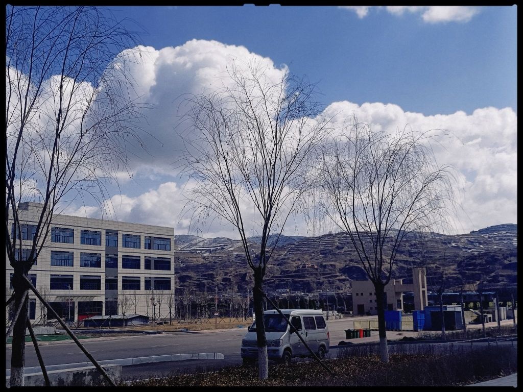 吕梁师范高等专科学校
