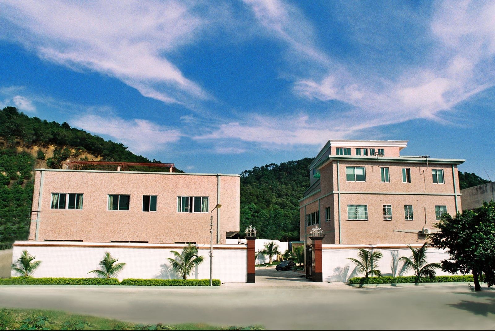 广东省汕头市澄海区锦华丰有限公司