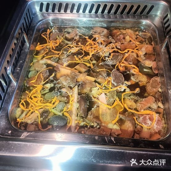 七彩山野味生菌火锅(茶马古镇店)