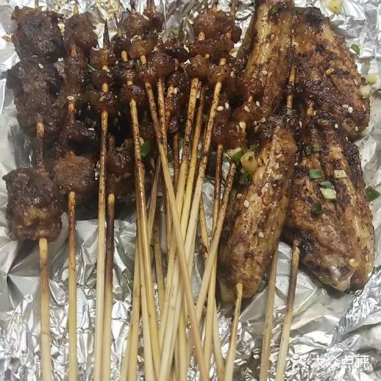 探客烤串(特色烧烤海鲜饮品)