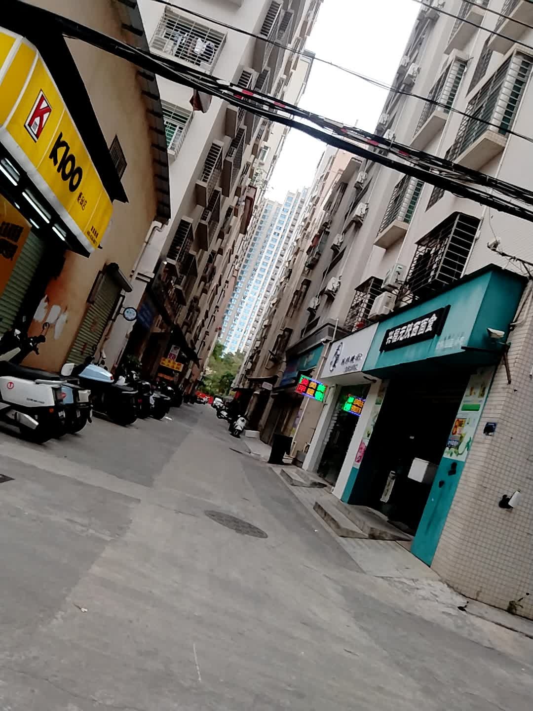 K100便利店(卜园村新区店)