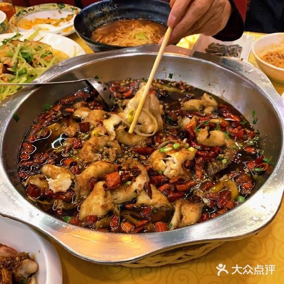 冉记小四川菜水鱼家常菜(城东湖街店)