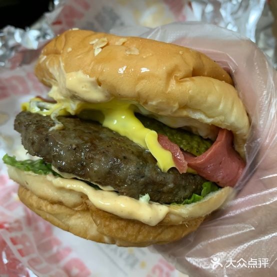 美州纯手工牛肉汉堡(湛江八中店)