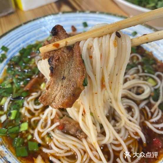 椒三胖火烤肉米线(昭通店)