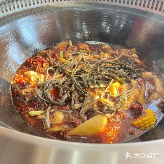 百年老灶柴火鸡(西府老街店)