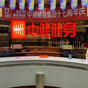 中健海豚游泳教练中心(开元府店)