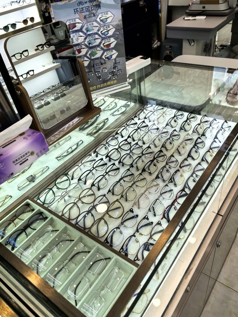 域城贸易商行(新世界广场西区店)