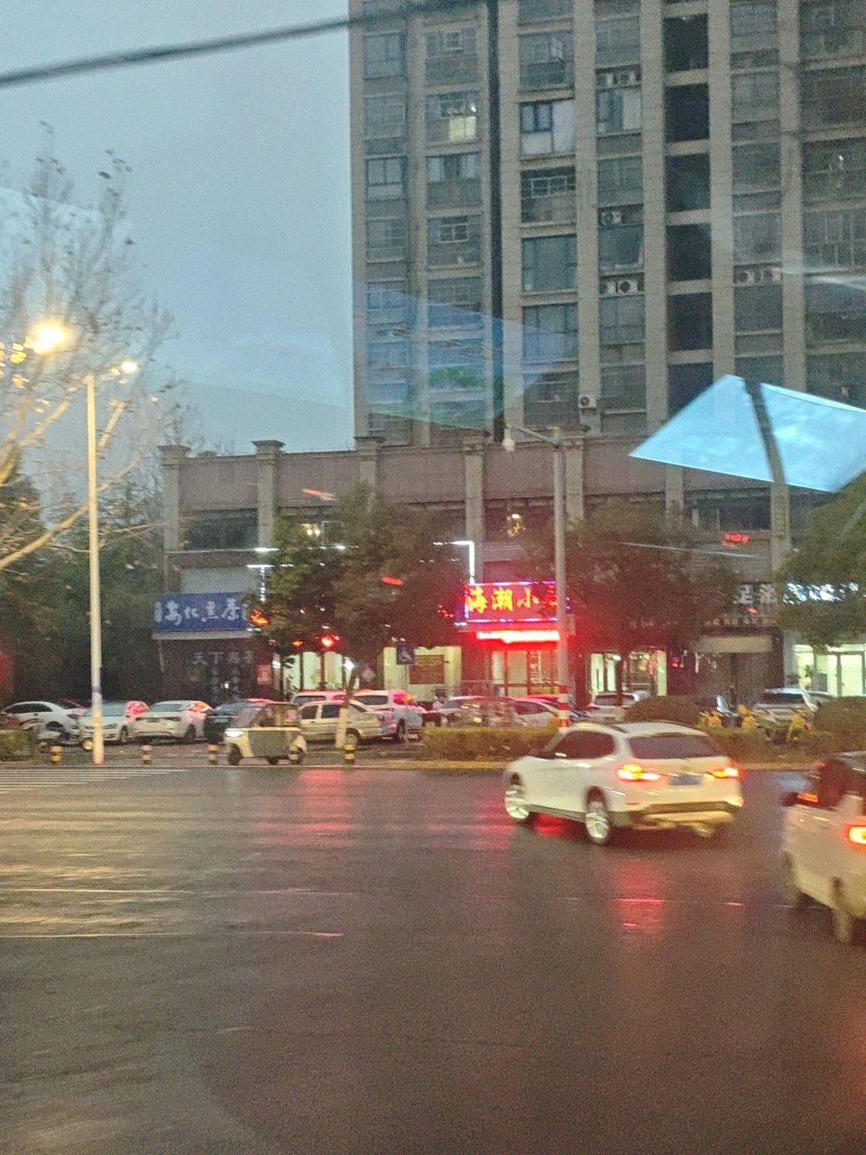 海潮大排档(骏景豪庭店)
