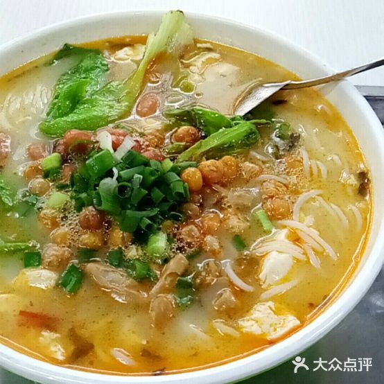 医大京元美食餐厅