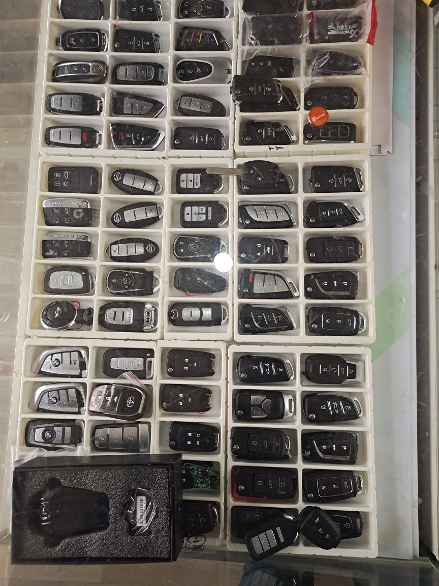 小段开锁汽车钥匙