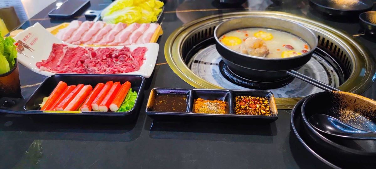 泾源鲜牛肉烤肉·汤锅养生馆(富国商业广场店)