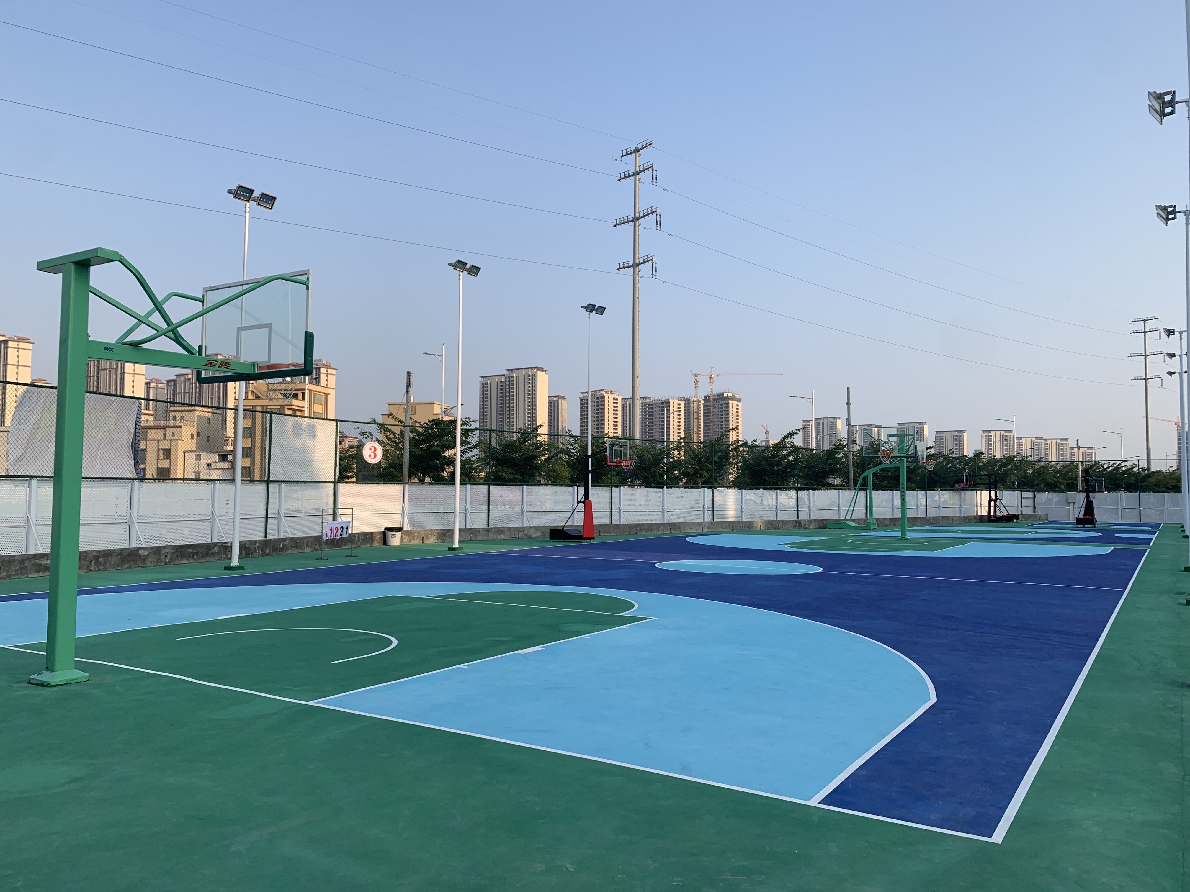 四围篮球公园
