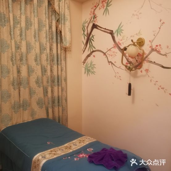 伊丝艾丽