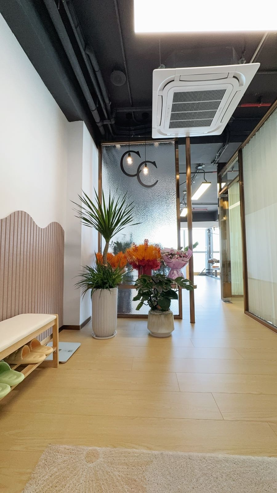 西西塑形(江门外海希岸店)