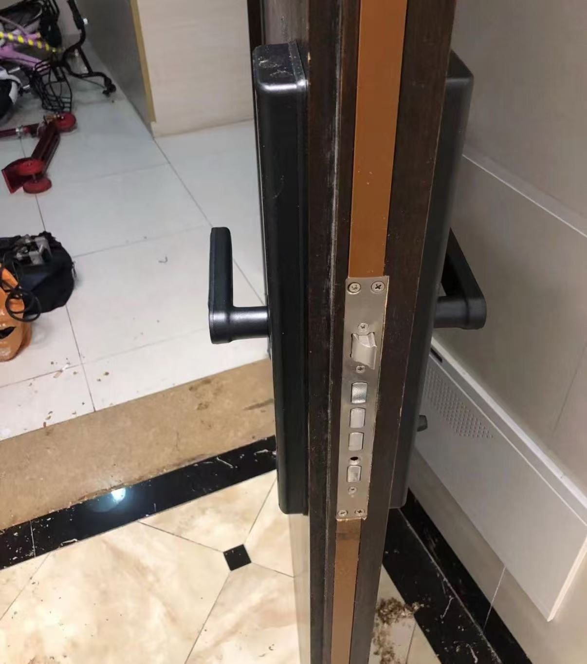 正鑫锁业·开锁换锁配汽车钥匙