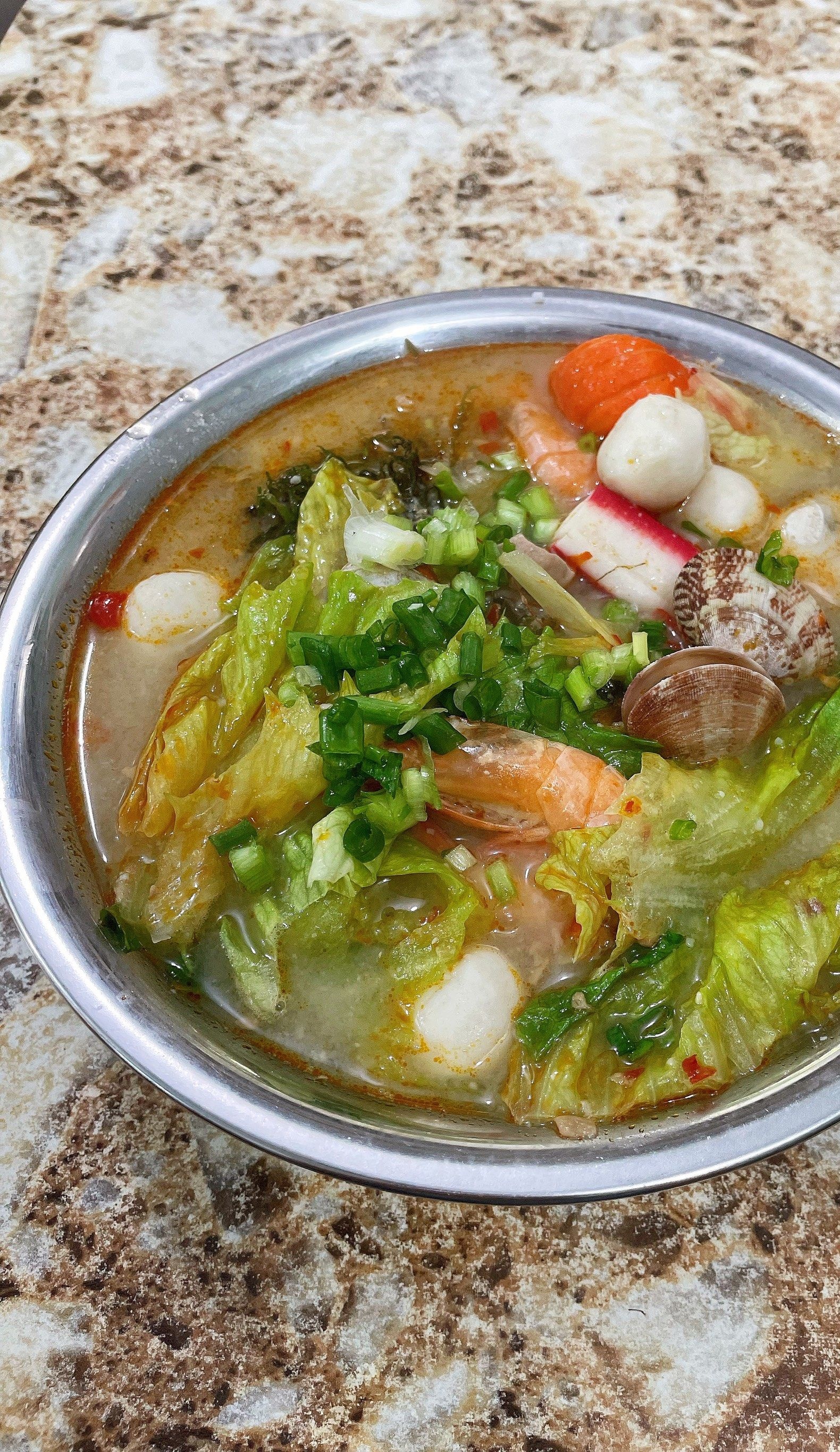 当地抱罗粉早餐店(后海疍家人店)