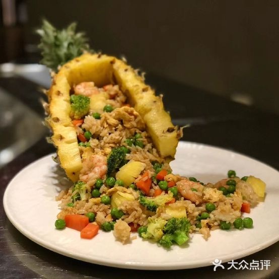 秘境美食美学空间