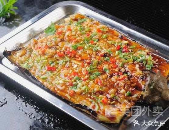 山湾屯烧大鹅烤猪手海鲜