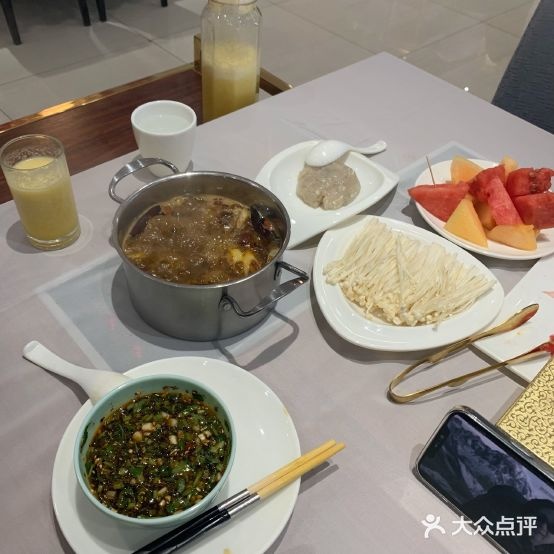 鑫凯宴肥牛火锅