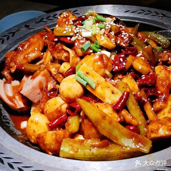 过瘾新式肉蟹煲(客都汇店)
