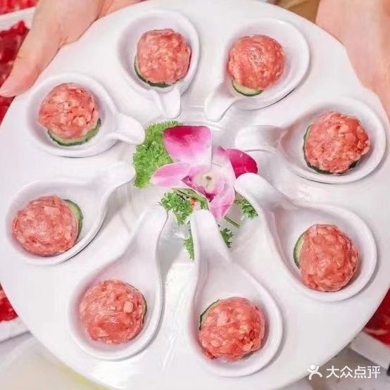 潮正和牛肉海鲜火锅(御东国际店)