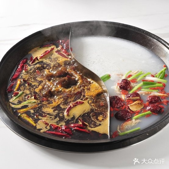 渝禄憨姑娘火锅