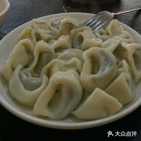 祖合热提凉皮子凉粉夹馅营养饭店