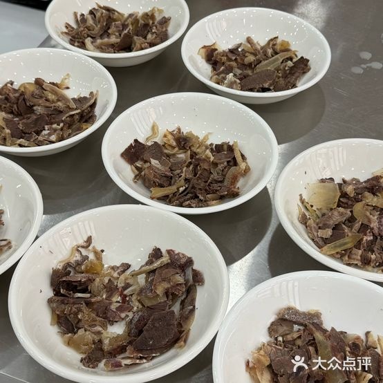 大胡子清真牛肉店